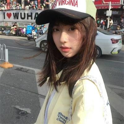 蓝色吉祥物